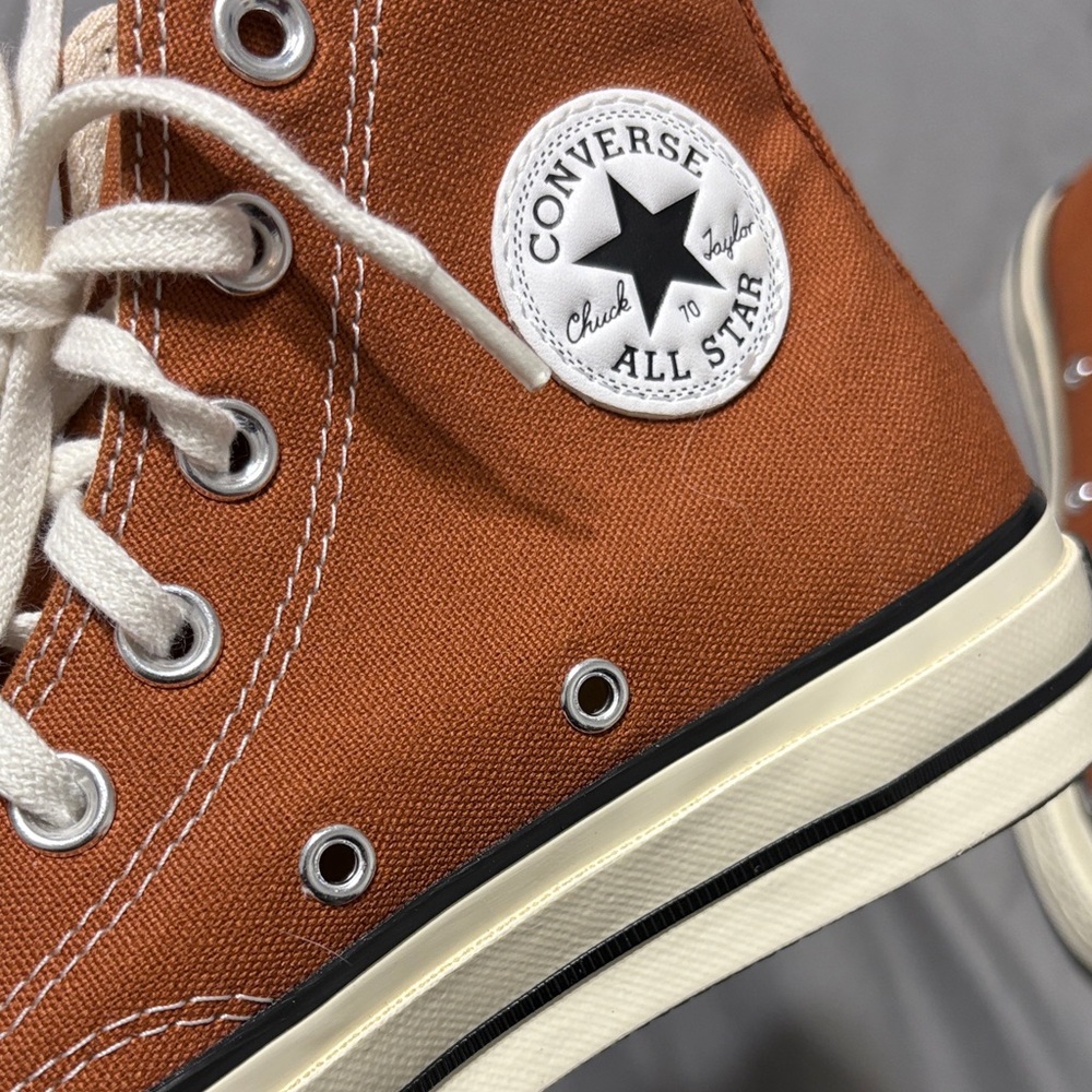 Chuck 70 High-Tops in Tan and Cream - Picture 6 of 6